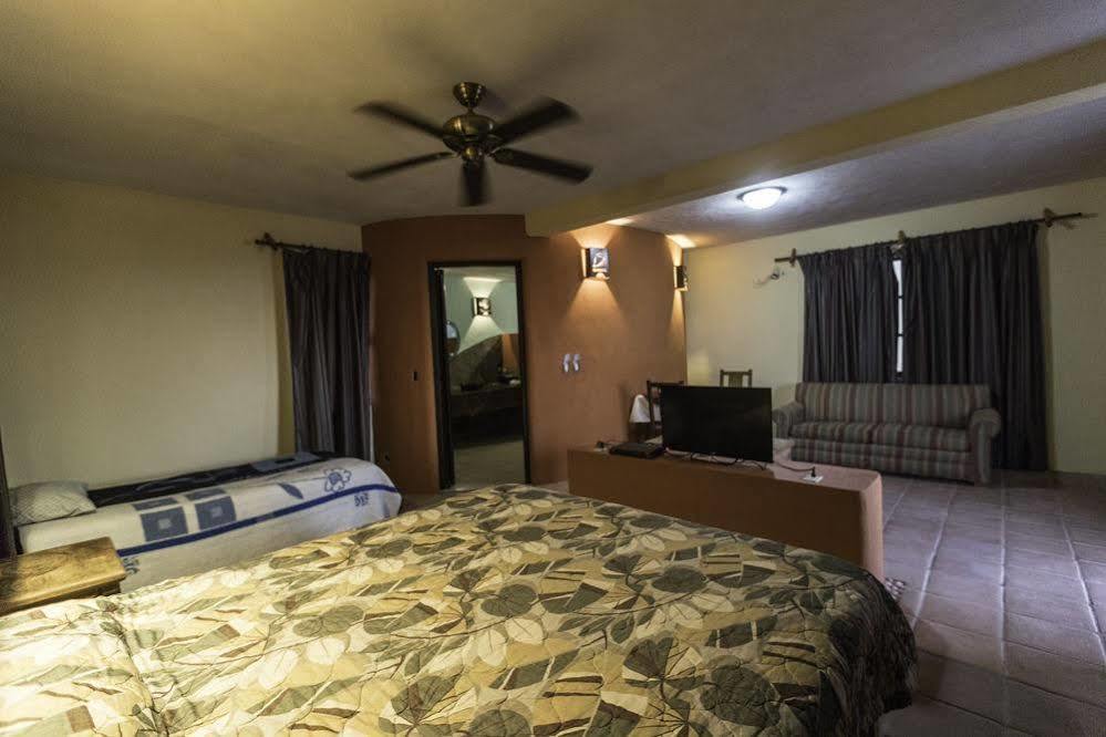 Hotel Villas Mar Y Arena Puerto San Carlos ภายนอก รูปภาพ